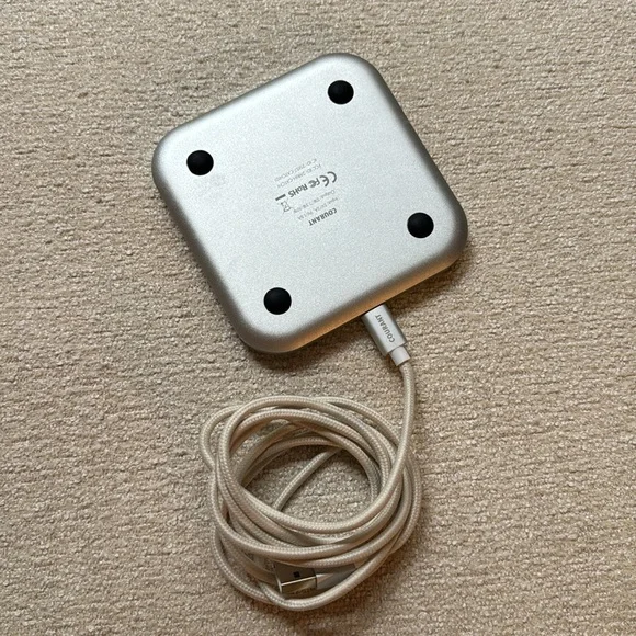 Courant iPhone Charging Pad - Picture 3 of 3